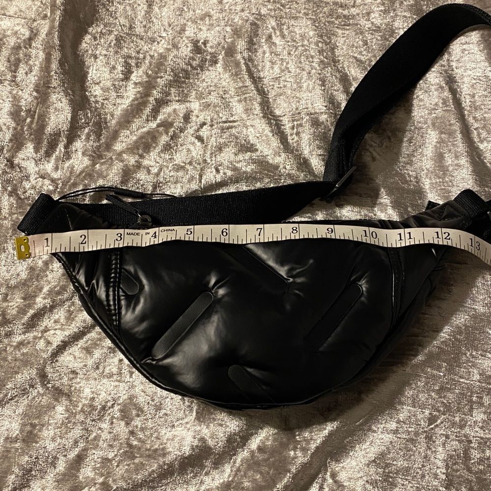 Markberg Denmark Halle MBG Bum Bag Quilted Puffer Bag Medium Recycled - Picture 14 of 14